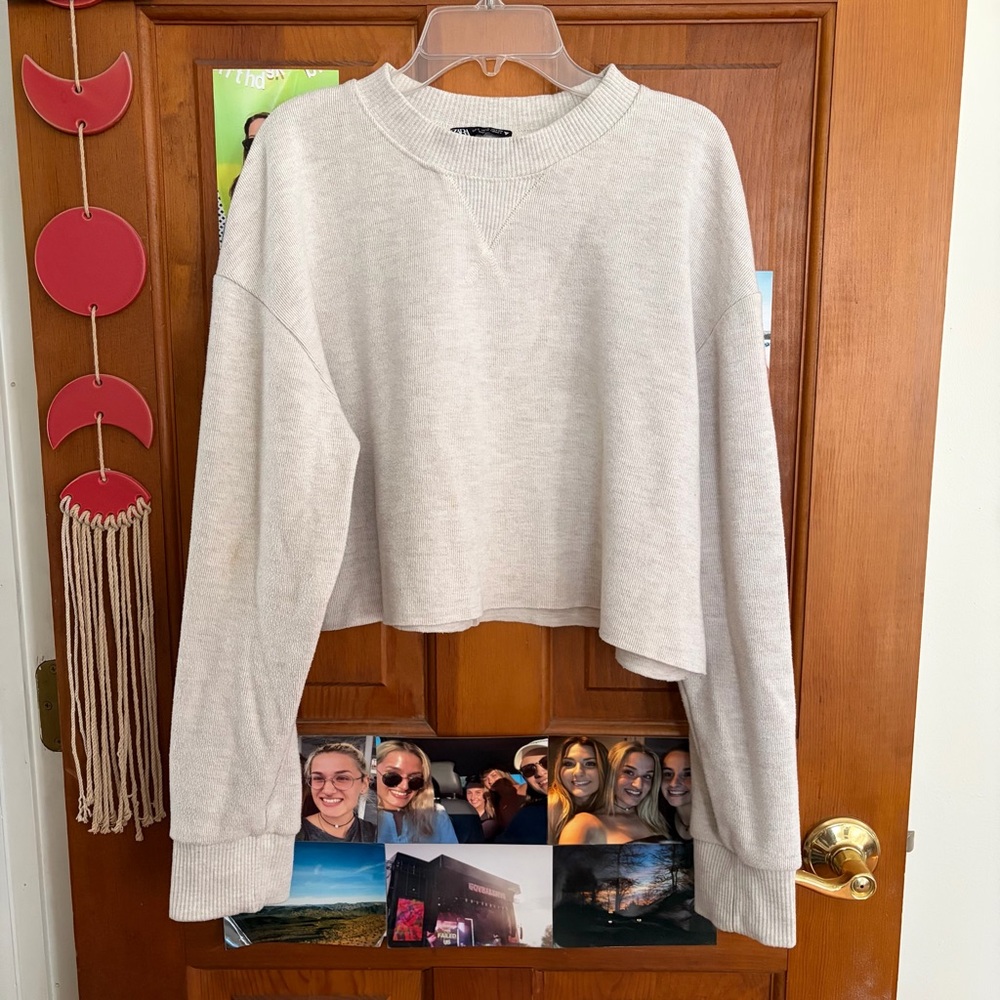 Zara Cropped Crewneck Sweater - Light Cream